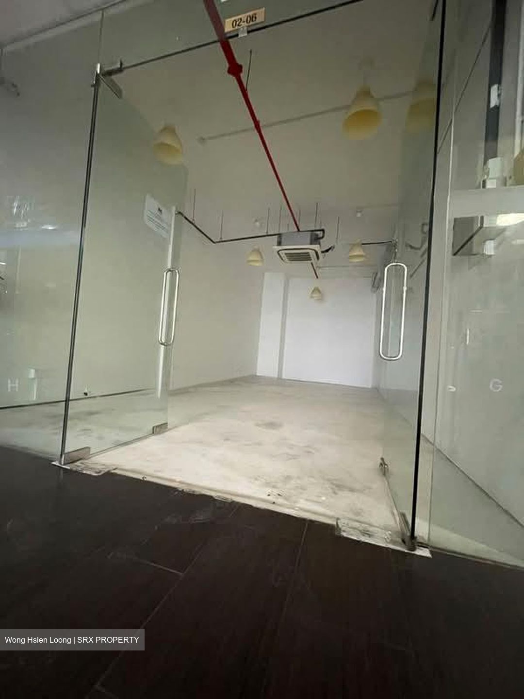 The Commerze@irving (D13), Retail #597529091